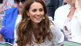 Wimbledon'da ünlüler sahaya indi Wimbledon'da ünlüler sahaya indi