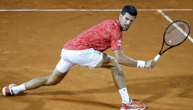 Novak Djokovic'e koronavirüs şoku Novak Djokovic'e koronavirüs şoku