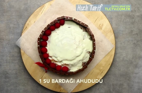 İrmikli Kek Tarifi İrmikli Kek Tarifi