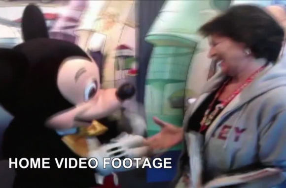 Minnie Mouse beni kıskanıyor Minnie Mouse beni kıskanıyor
