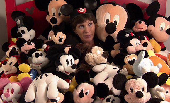 30 yıldır Mickey Mouse topluyor: 'Minnie Mouse beni kıskanıyor' 30 yıldır Mickey Mouse topluyor: 'Minnie Mouse beni kıskanıyor'