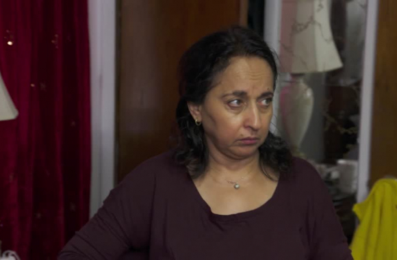 Emily midemi bulandırıyor Emily midemi bulandırıyor