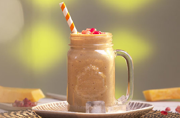 Balkabaklı Narlı Smoothie Balkabaklı Narlı Smoothie