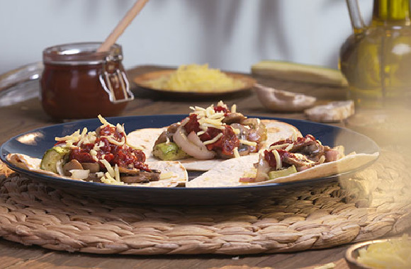 Mantarlı kabaklı taco Mantarlı kabaklı taco