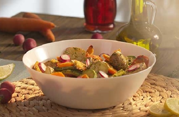 Fırınlanmış sebze salatası Fırınlanmış sebze salatası