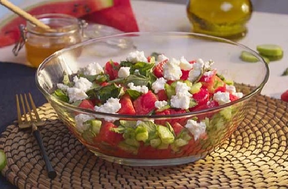 Karpuzlu salata Karpuzlu salata